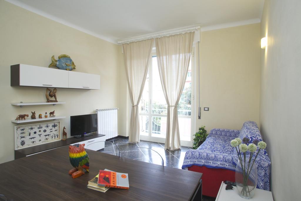 Riviera Apartments Levanto Phòng bức ảnh